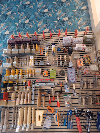 Azienda in vendita: Cedesi ferramenta per motivi personali a Italia - Ferramenta e Bricolage - Immagine principale