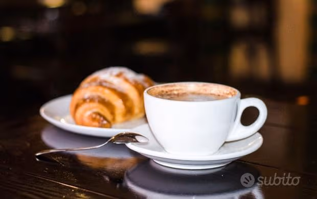 Azienda in vendita: Bar Gastronomia fredda zona Pomezia a Italia - Bar - Immagine principale