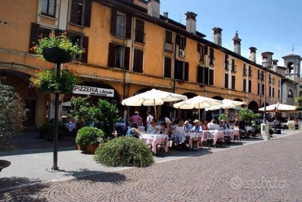 Azienda in vendita: Cessione di attività di bar con ampio spazio esterno a Italia - Bar - Immagine principale