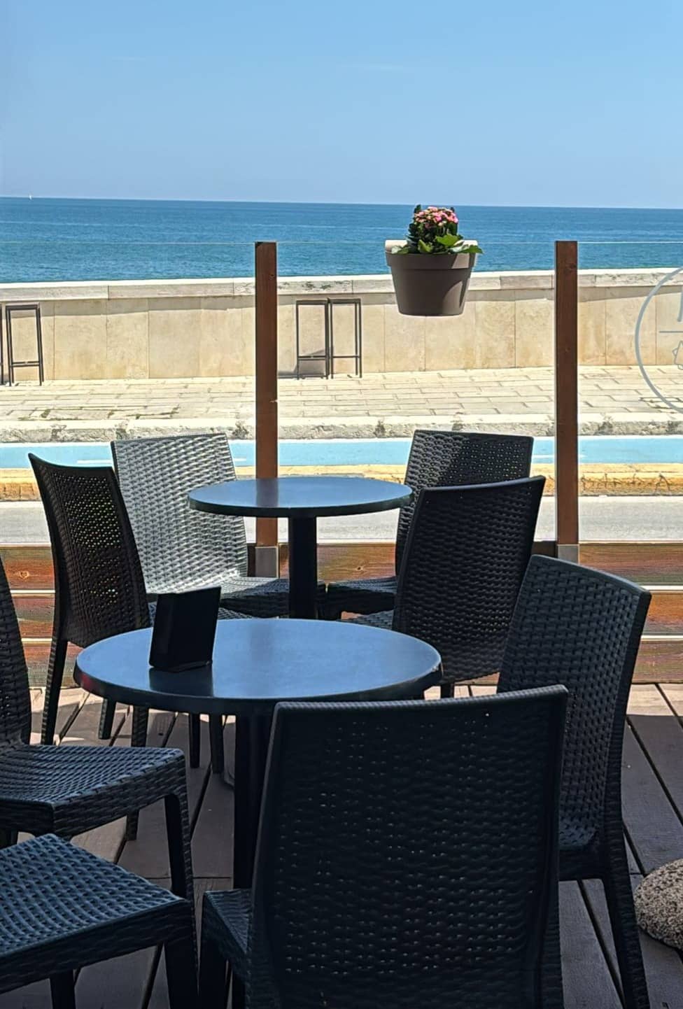 Azienda in vendita: CESSIONE D'AZIENDA a Italia - Bar - Immagine principale