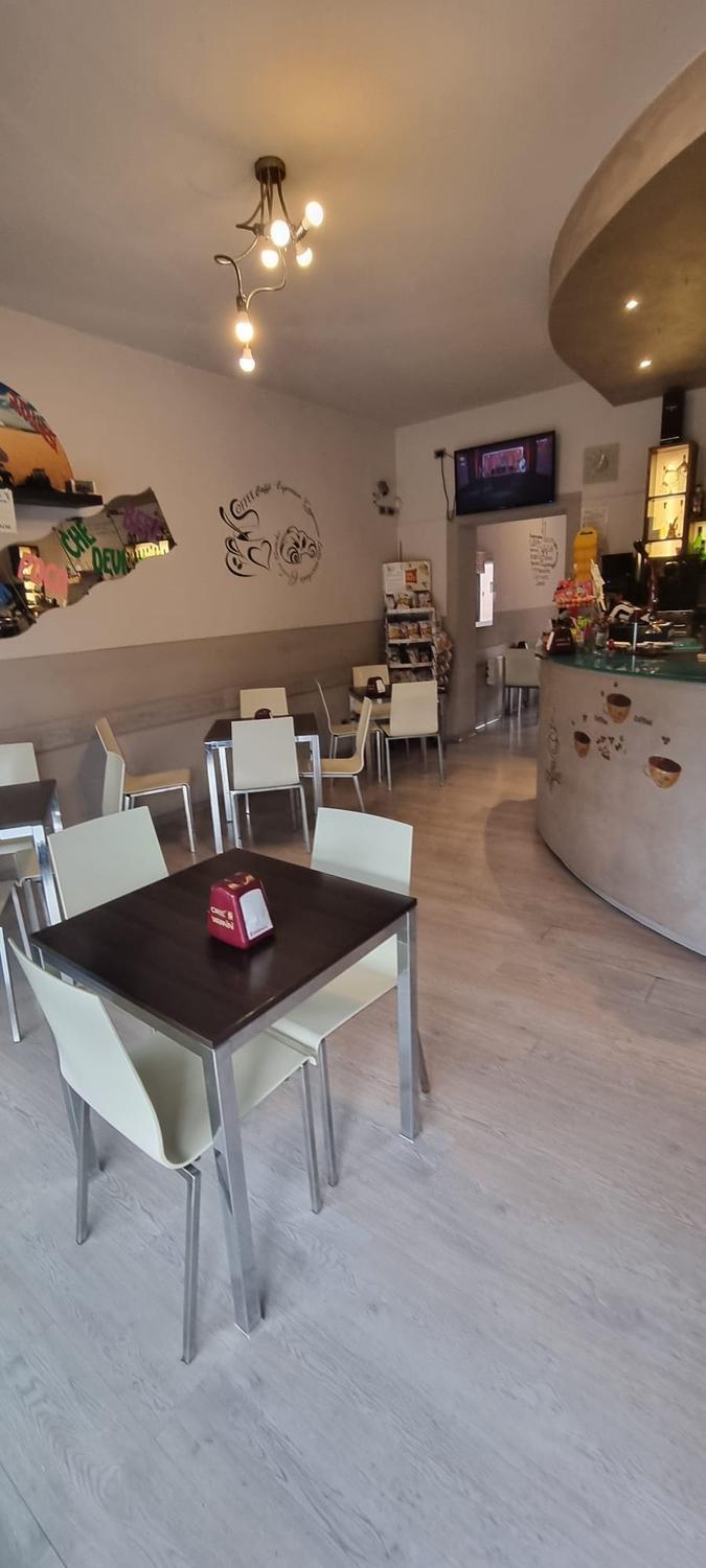 Azienda in vendita: Servizio di Bar  a Italia - Bar - Immagine foto 4