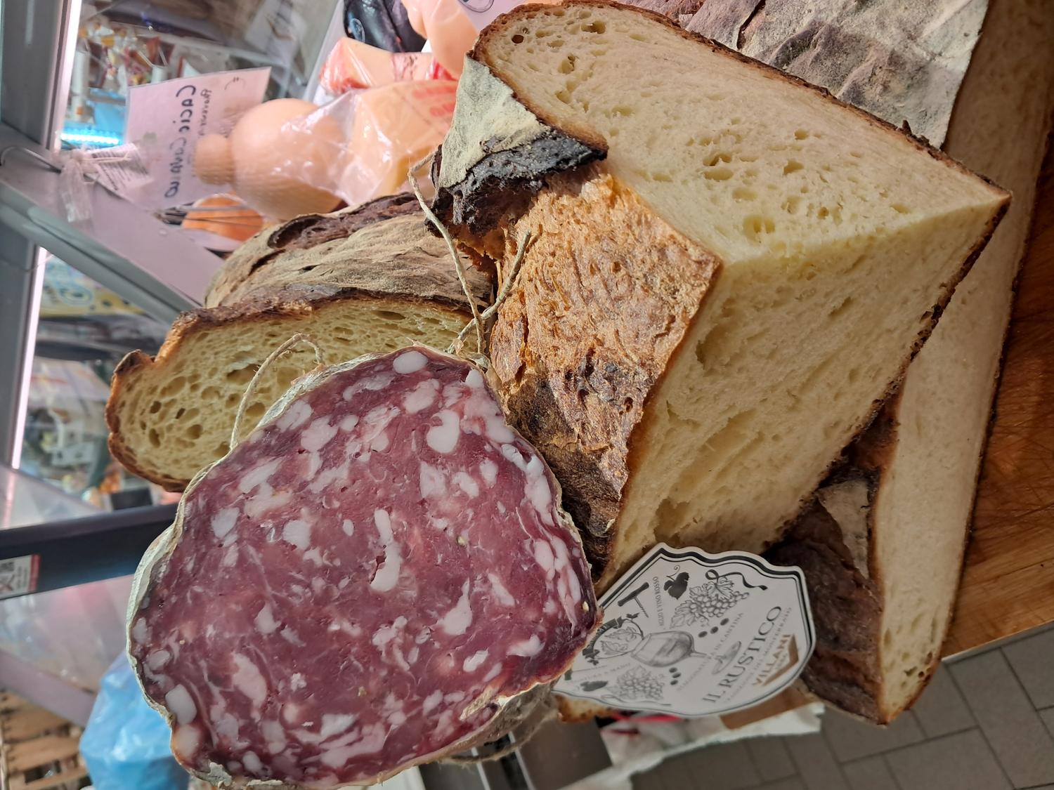 Azienda in vendita: Vendesi attività frutta e verdura salumi e formaggi (mini market) a Italia - Negozi - alimentari e ortofrutta - Immagine foto 3
