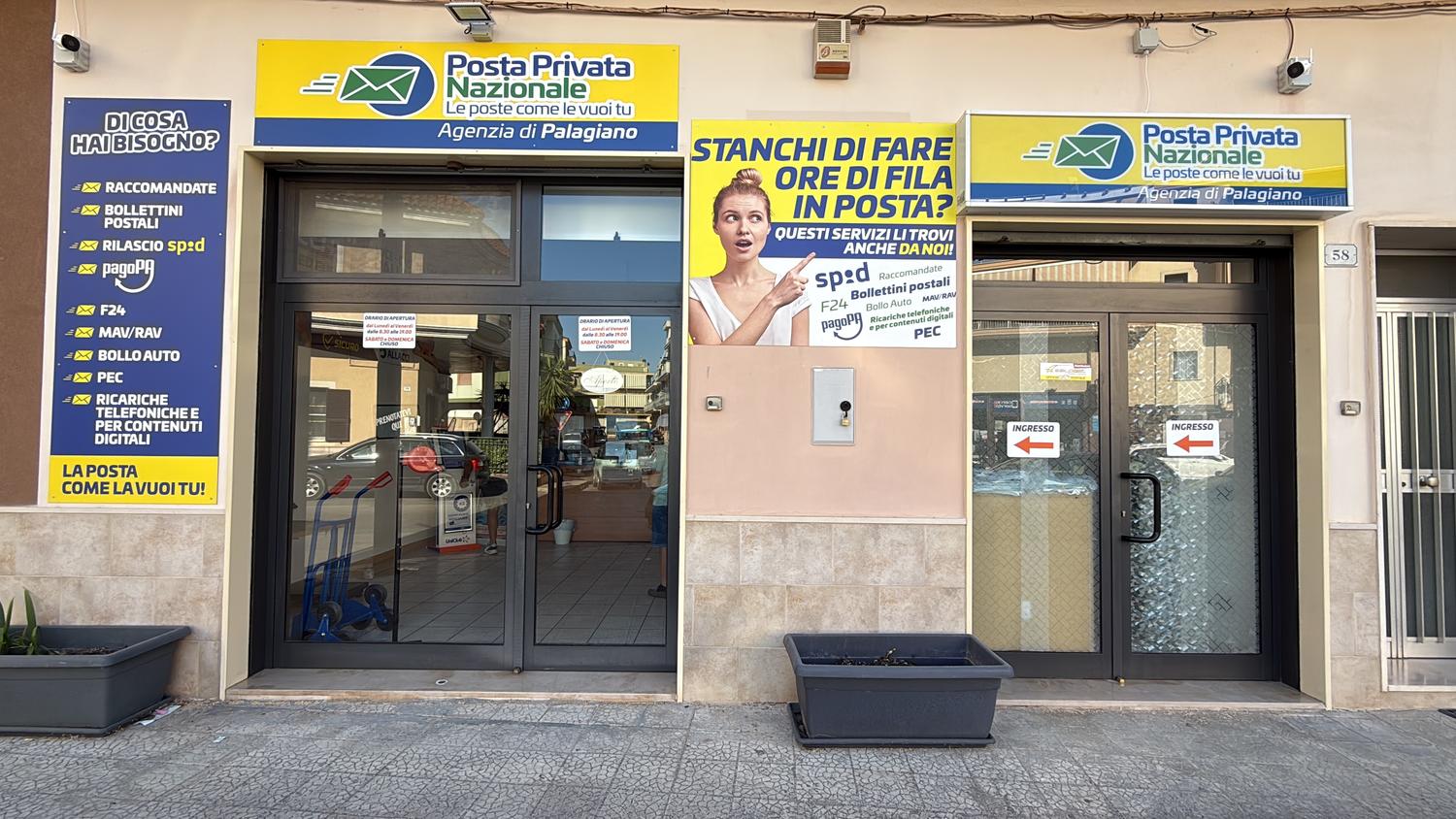 Azienda in vendita: Vendo attività di servizi postali, spedizione pacchi, invio pacch a Italia - Logistica e Trasporti - Immagine principale