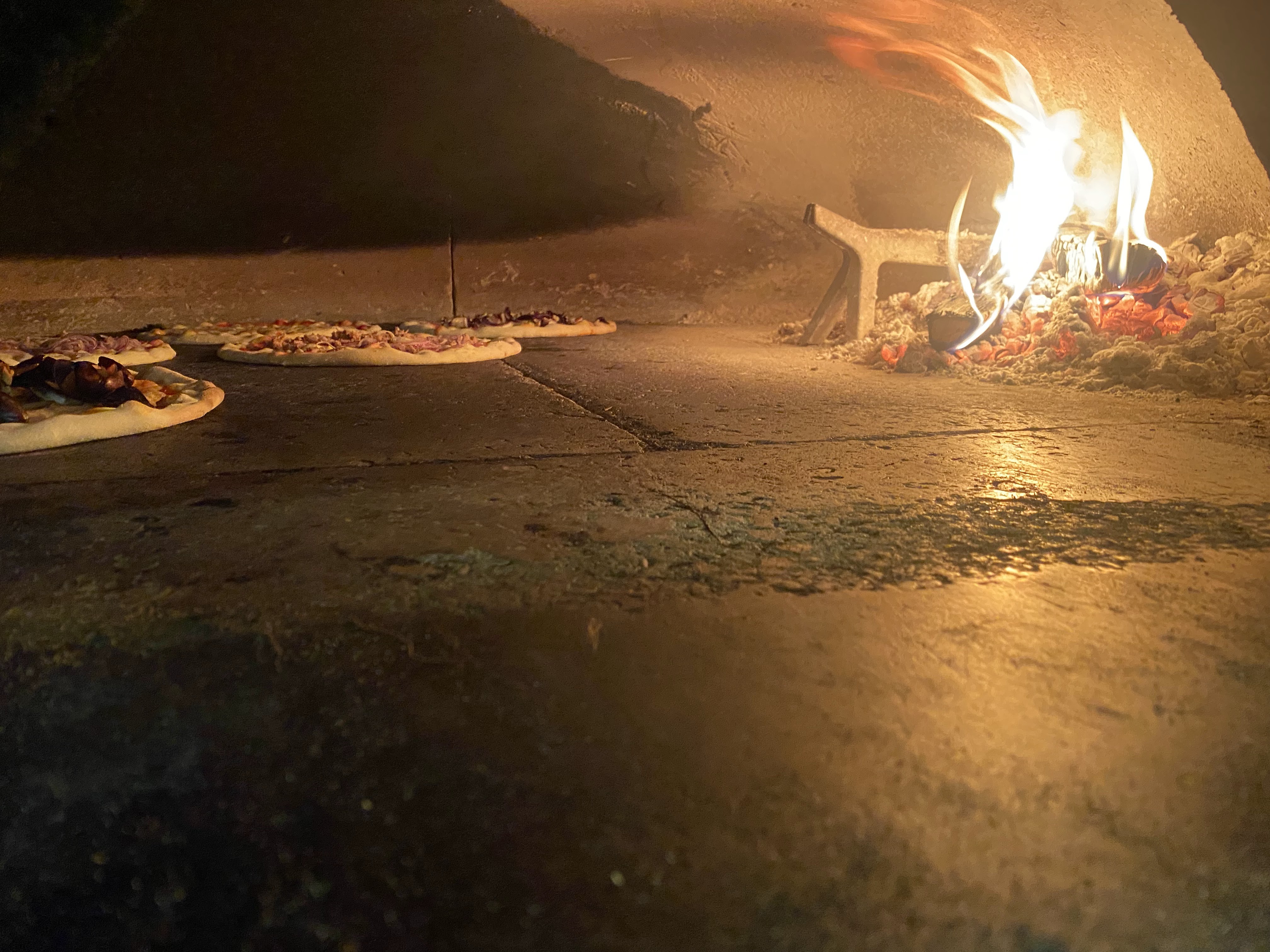 Azienda in vendita: Vendesi Attività in zona Tarzo a Italia - Pizzerie - Immagine foto 2