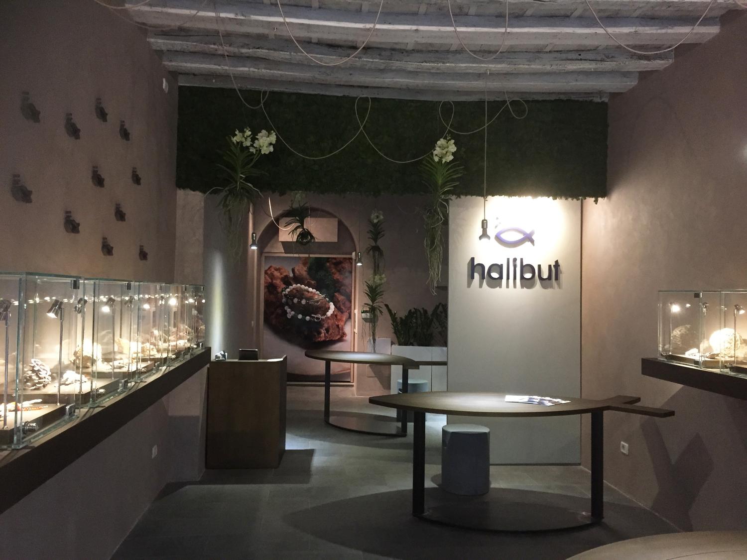 Azienda in vendita: Cedo Attività Commerciale di Gioielleria con Marchio Proprio a Italia - Gioiellerie e oreficerie - Immagine principale