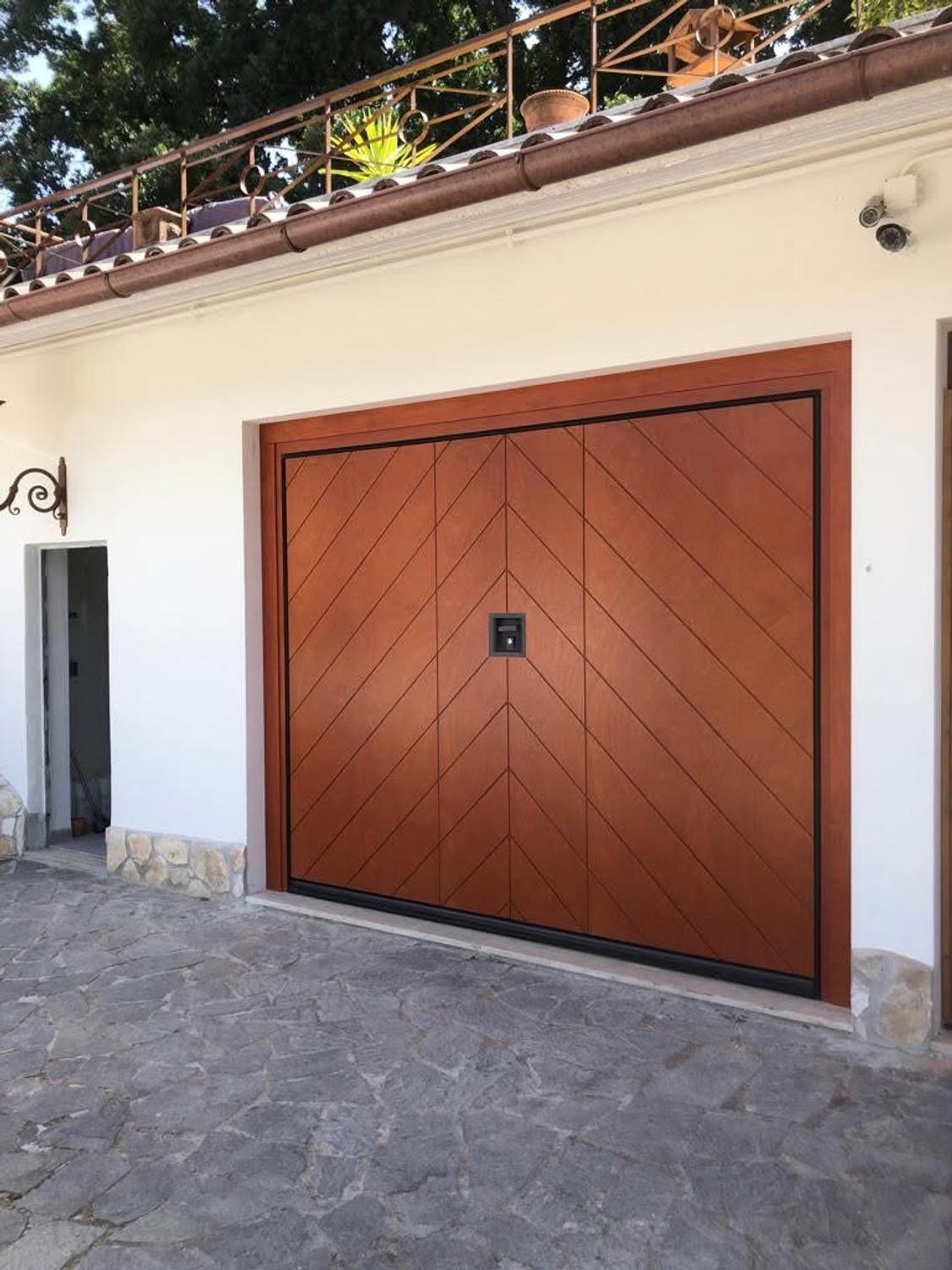 Azienda in vendita: Cedesi Show Room di Porte, Finestre e Sicurezza zona Roma nord a Italia - Attività artigianali e professionali - Immagine principale