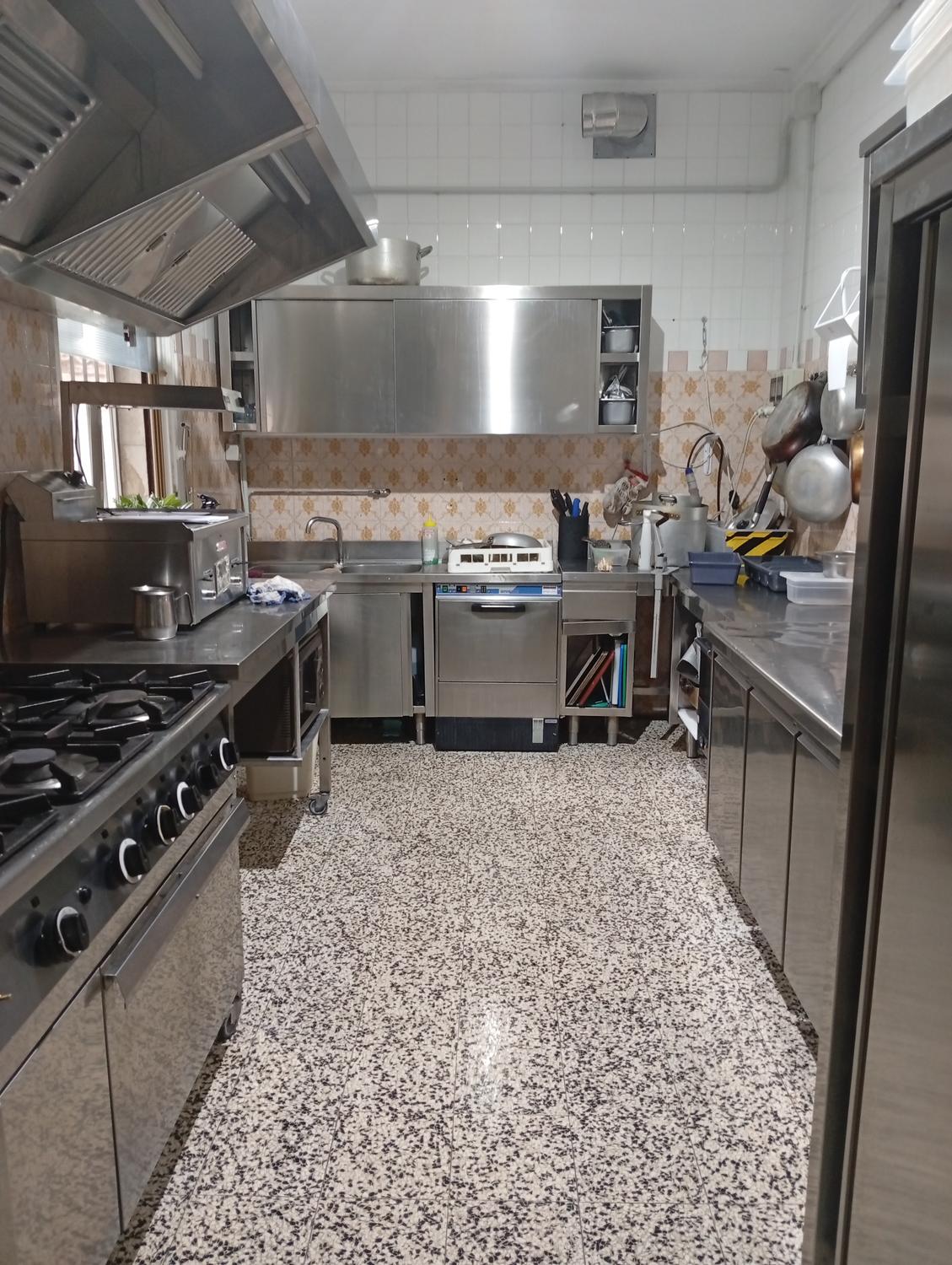 Azienda in vendita: Cedesi attività Pizzeria Trattoria Bar a Italia - Pizzerie - Immagine foto 3