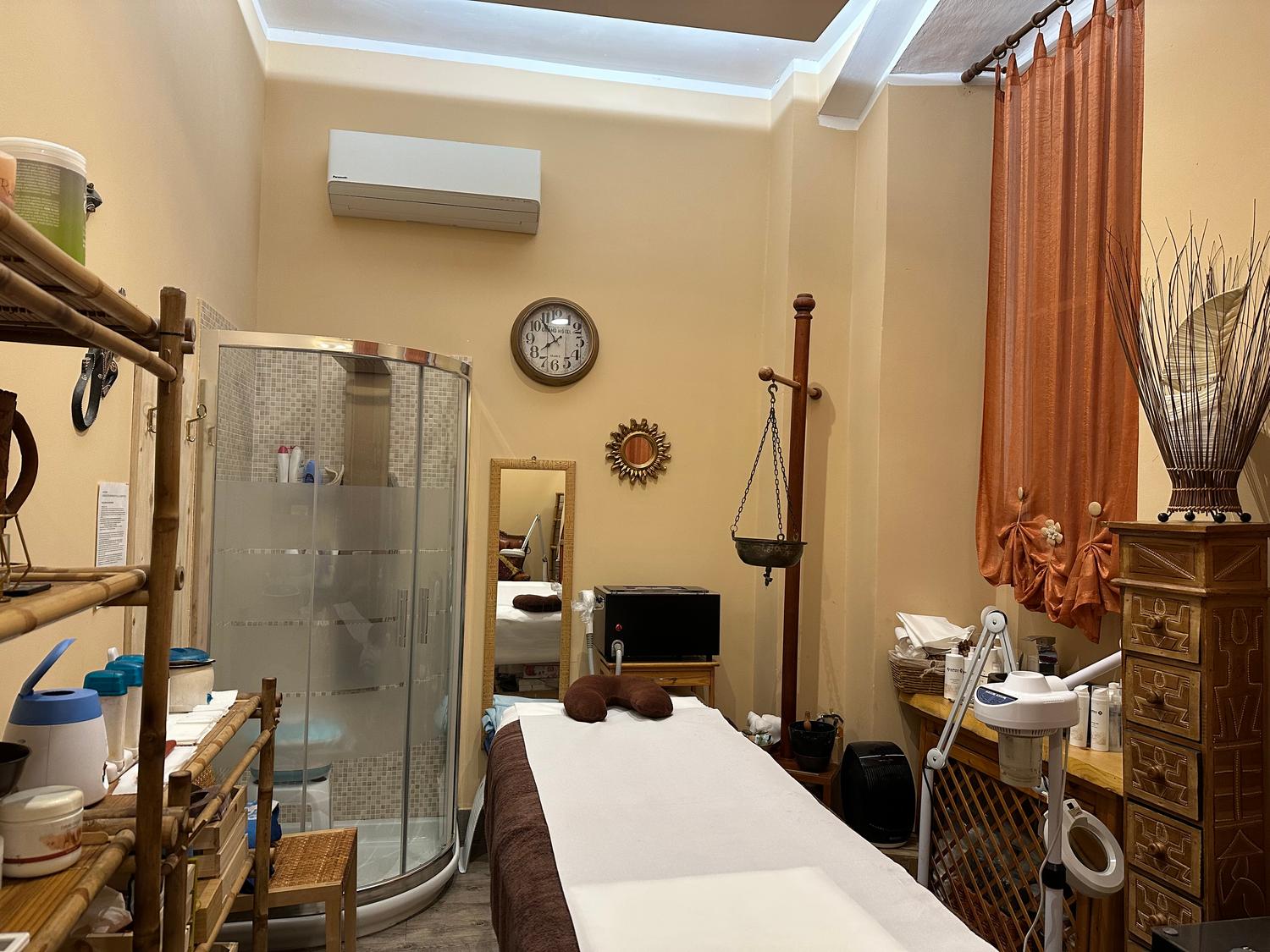 Azienda in vendita: Vendo Centro Benessere rinomato a Rapallo  a Italia - Area Wellness e Spa - Immagine foto 2