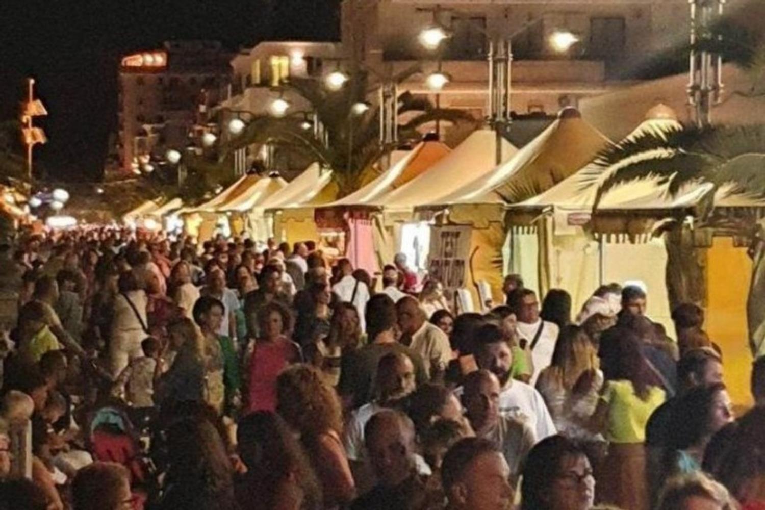 Azienda in vendita: Vendesi Attività di Bar/American Bar lungomare Margherita Savoia a Italia - Bar - Immagine principale