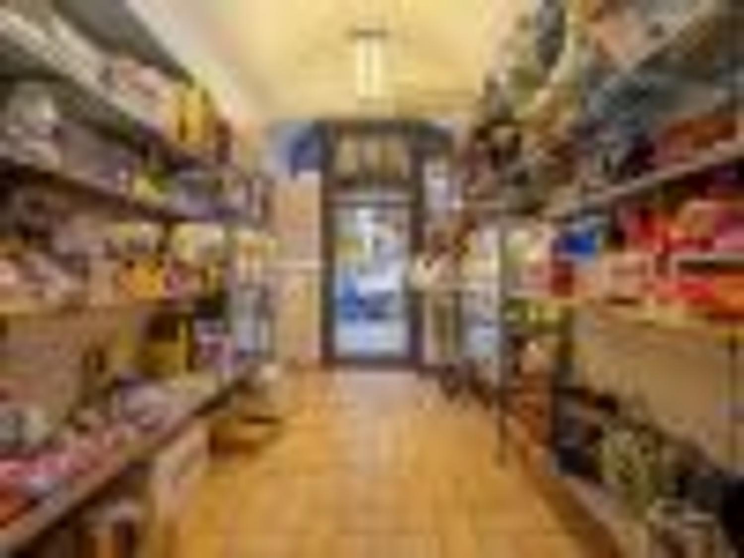 Azienda in vendita: Tabaccheria multiservizi con distributore H24 ed e-commerce – Mc  a Italia - Tabaccherie - Immagine foto 2