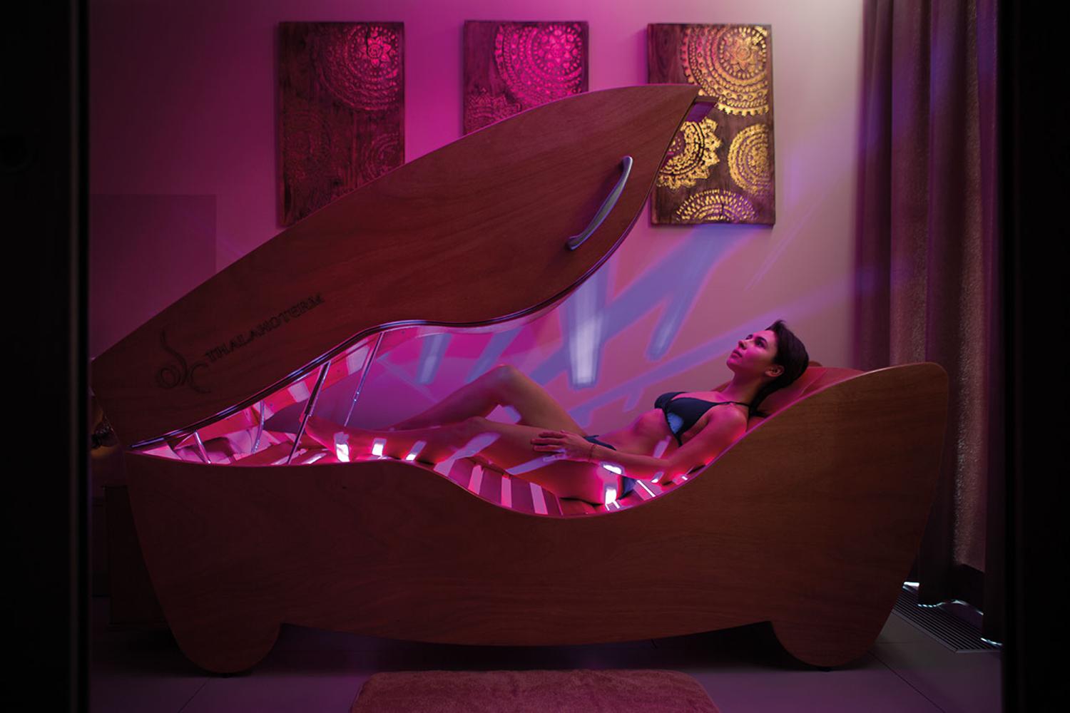 Azienda in vendita: VENDESI ATTIVITA' DI ESTETICA E SOLARIUM PERIFERIA DI MILANO a Italia - Centri Estetici - Immagine principale