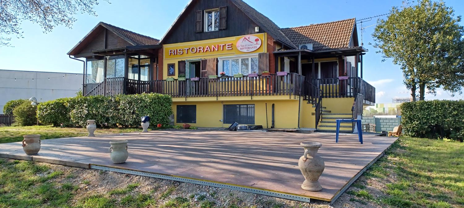 Azienda in vendita: Ristorante trattoria  a Italia - Ristoranti - Immagine principale