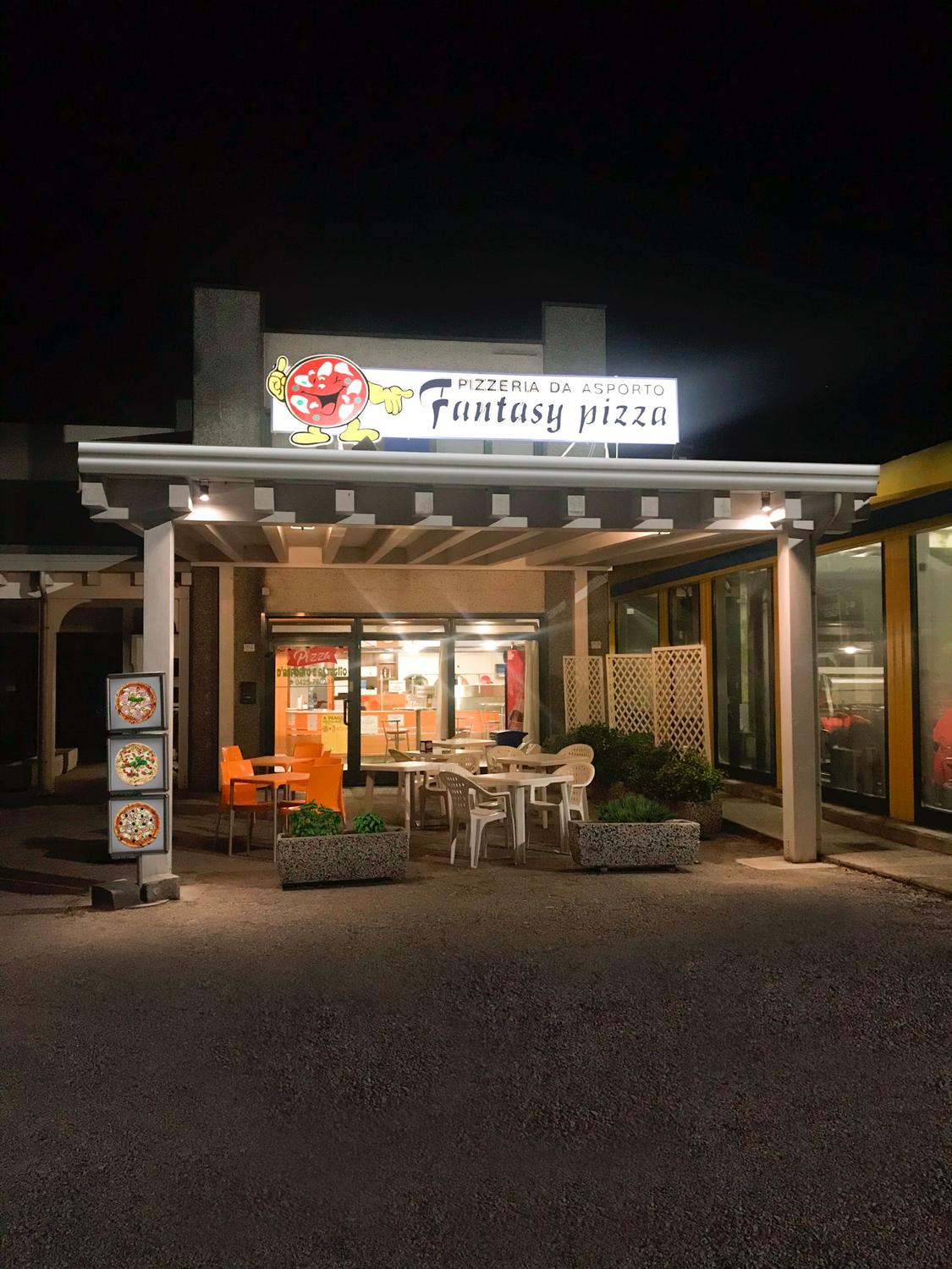 Azienda in vendita: Pizzeria d'asporto con forno a legna e posti a sedere  a Italia - Pizzerie - Immagine principale