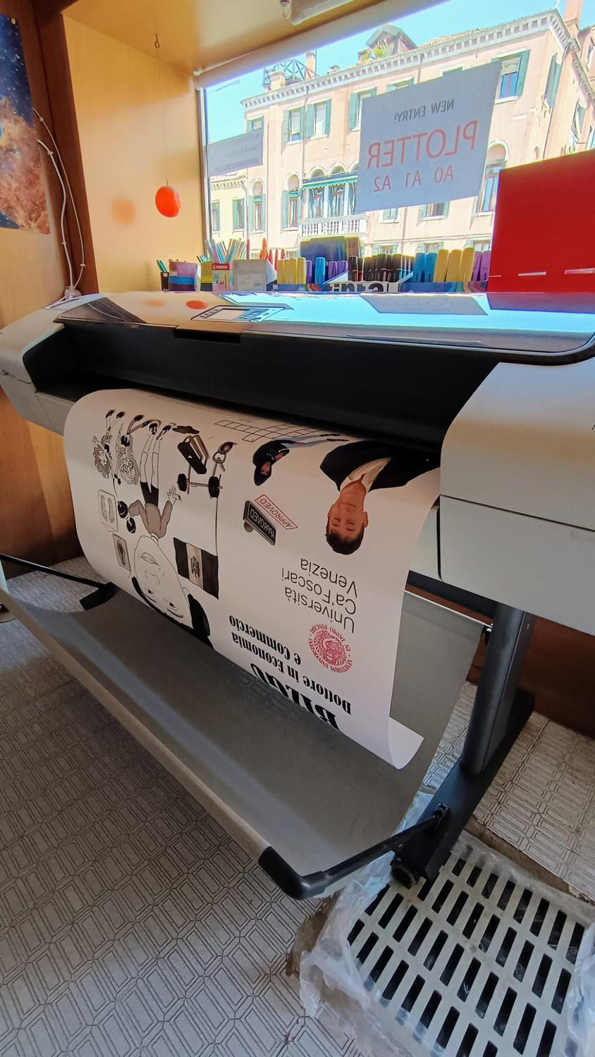 Azienda in vendita: Copisteria zona universitaria Venezia centro storico a Italia - Cartolerie e Copisterie - Immagine foto 4