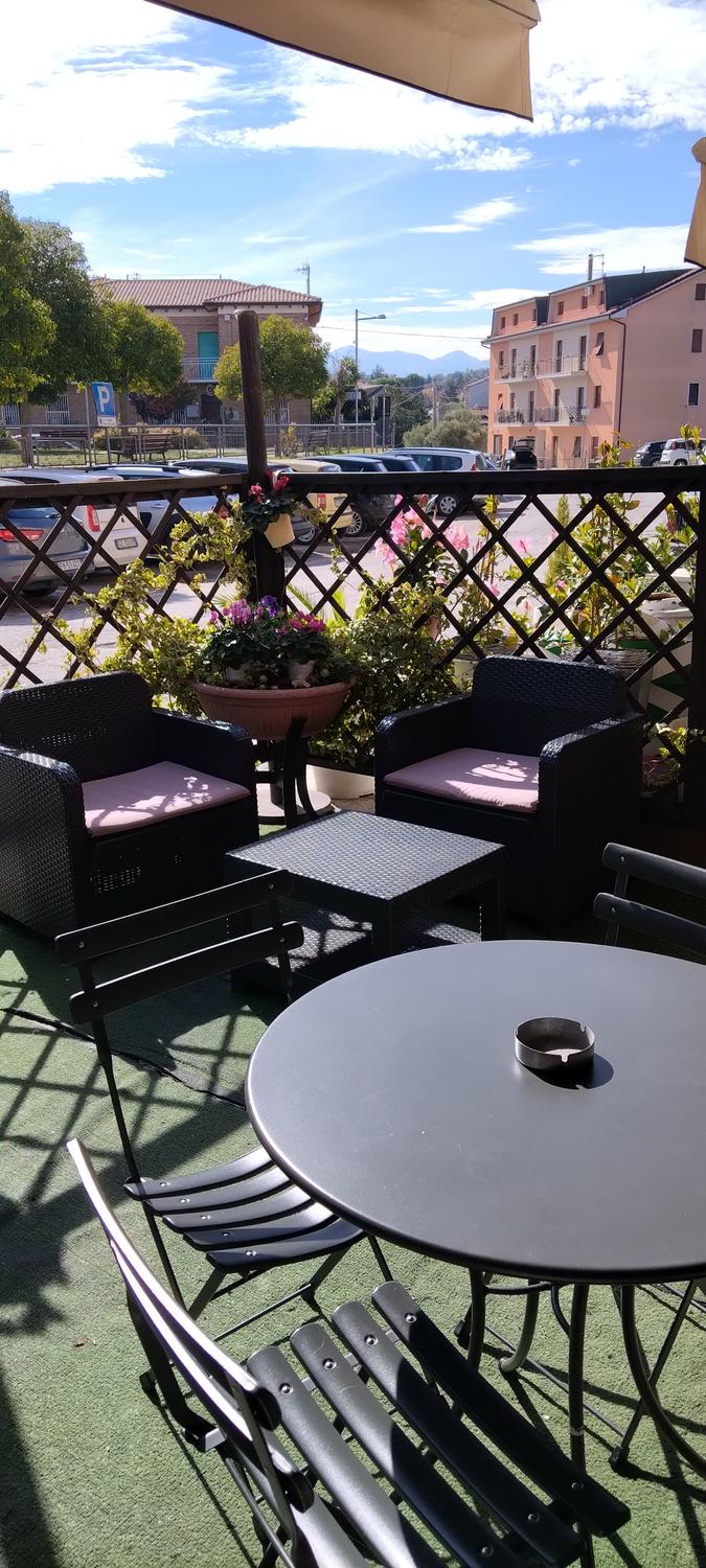 Azienda in vendita: Attività di Caffetteria, posizione ottima, centro storico  a Italia - Bar - Immagine principale