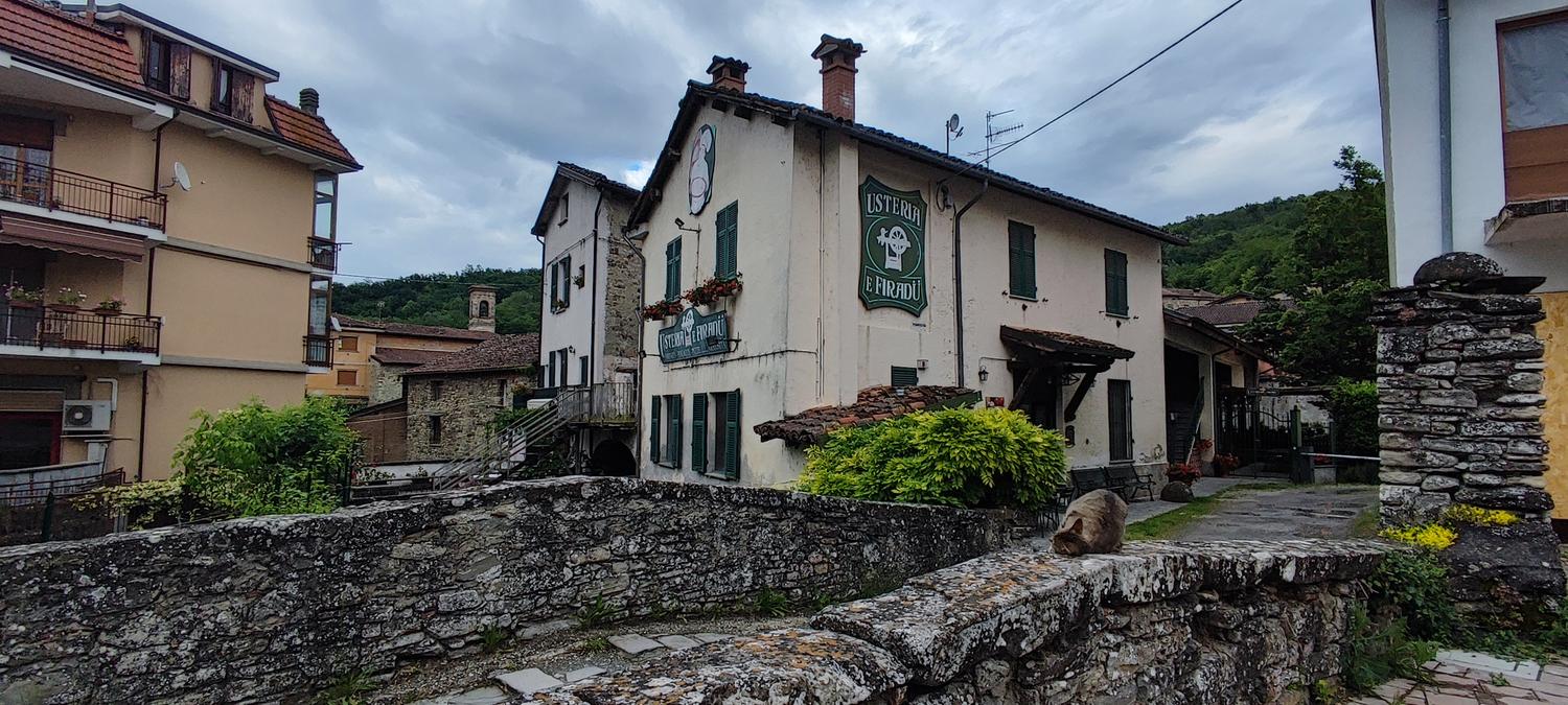 Azienda in vendita: Ristorante pizzeria in uno dei borghi più belli d'Italia.  a Italia - Ristoranti - Immagine foto 4