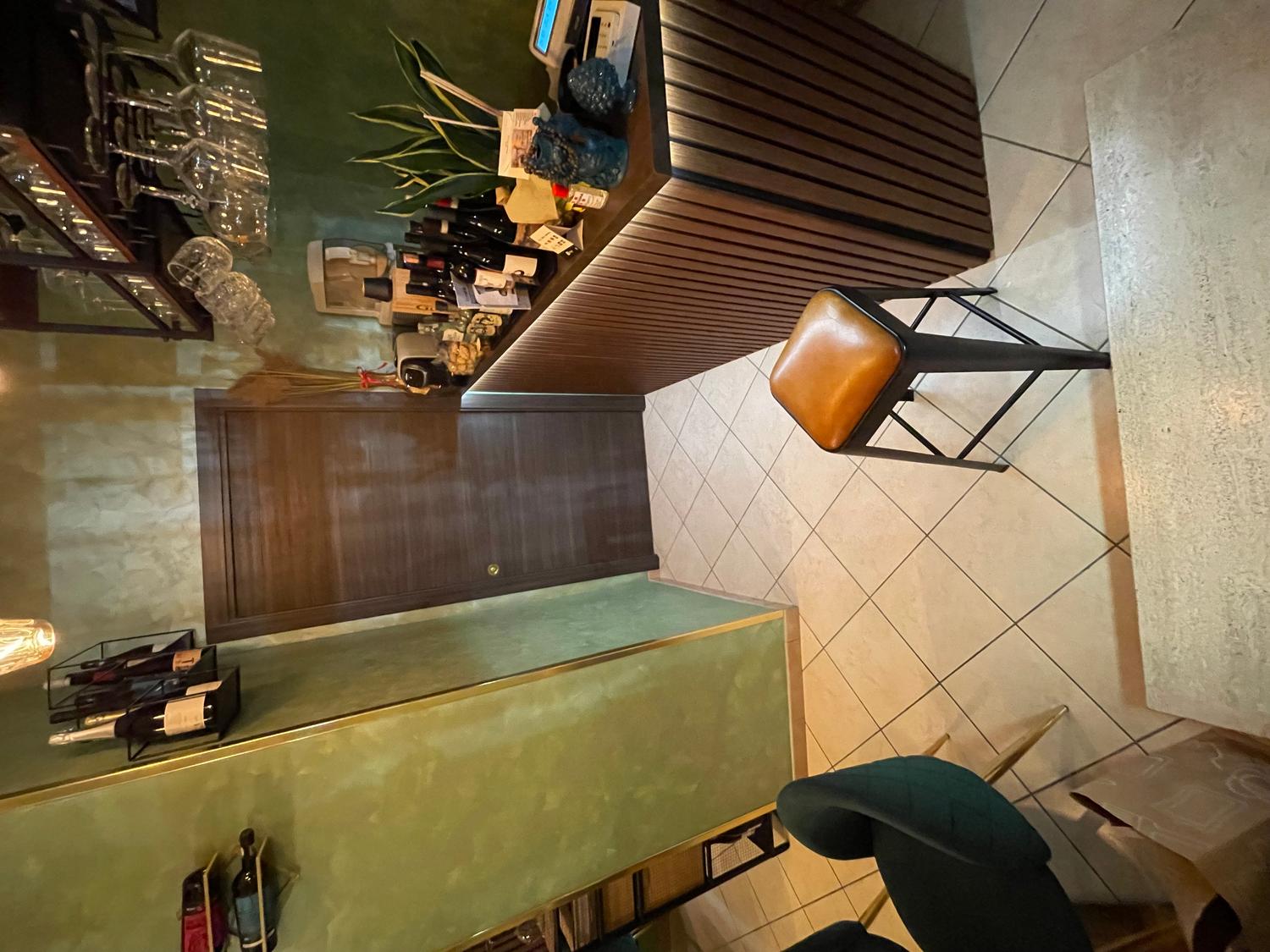 Azienda in vendita: Attivatà di tipo ristorazione al centro a 50 metri dal mare  a Italia - Ristoranti - Immagine foto 3