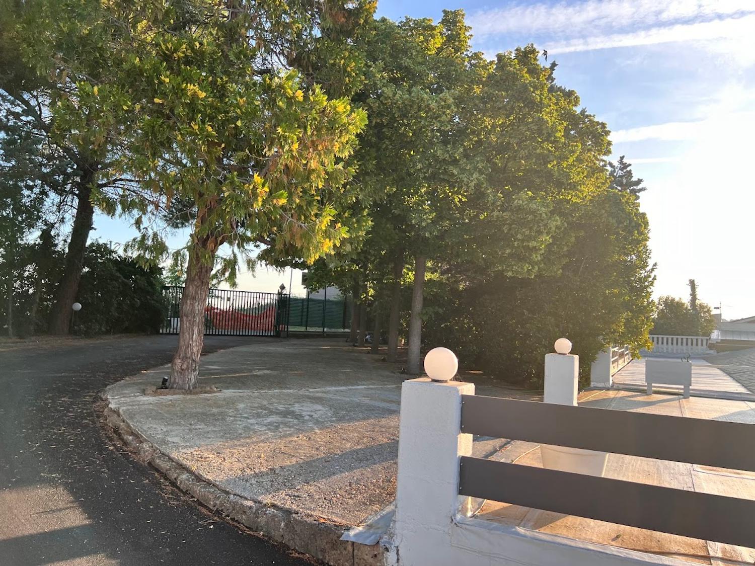 Azienda in vendita: Azienda artigianale di arredamento su misura con 20 anni di esper a Italia - Attività artigianali e professionali - Immagine principale