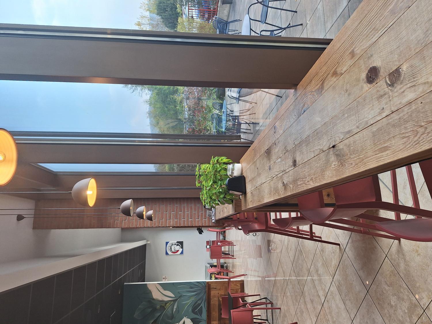 Azienda in vendita: Bellissimo bar seminuovo in vendita a Langhirano  a Italia - Bar - Immagine foto 3