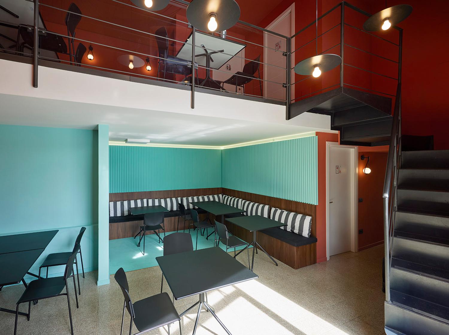 Azienda in vendita: Vendesi pizzeria in centro storico a Senigallia a Italia - Pizzerie - Immagine foto 4