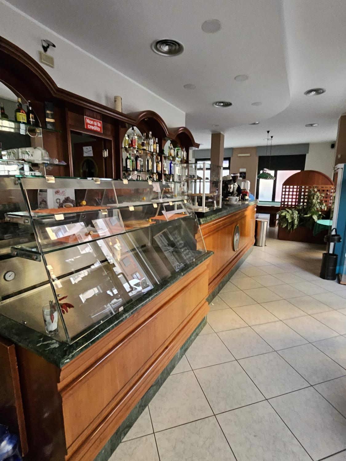 Azienda in vendita: Bar zona Santa Rita cedo a Italia - Bar - Immagine principale