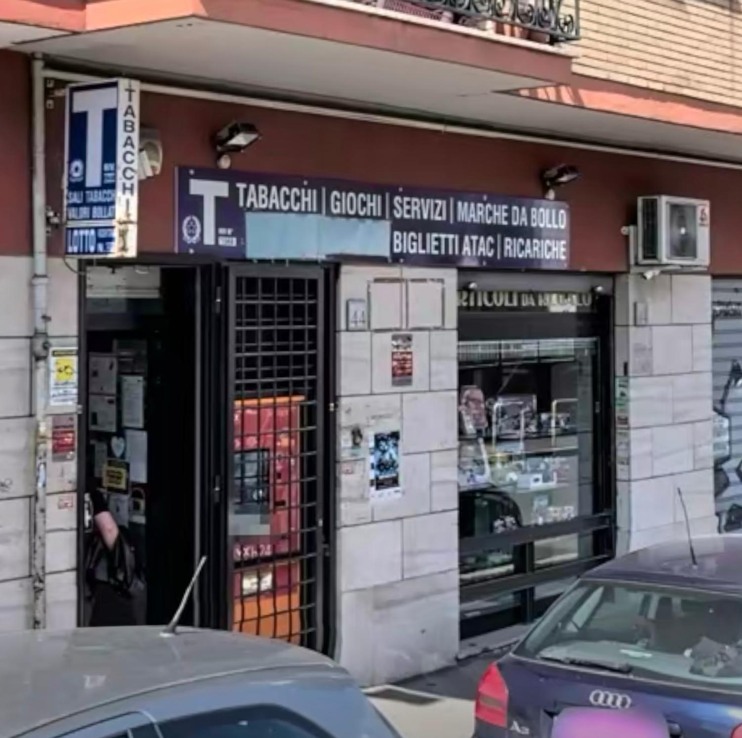 Azienda in vendita: Tabaccheria avviata in vendita – Ottima posizione e forte potenzi a Italia - Tabaccherie - Immagine principale