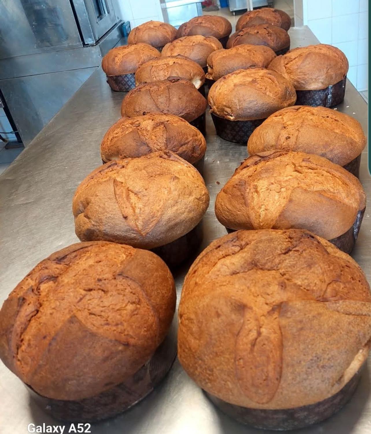 Azienda in vendita: Pasticceria gelateria tav calda produzi. artigianale e Cocktail  a Italia - Bar - Immagine foto 4