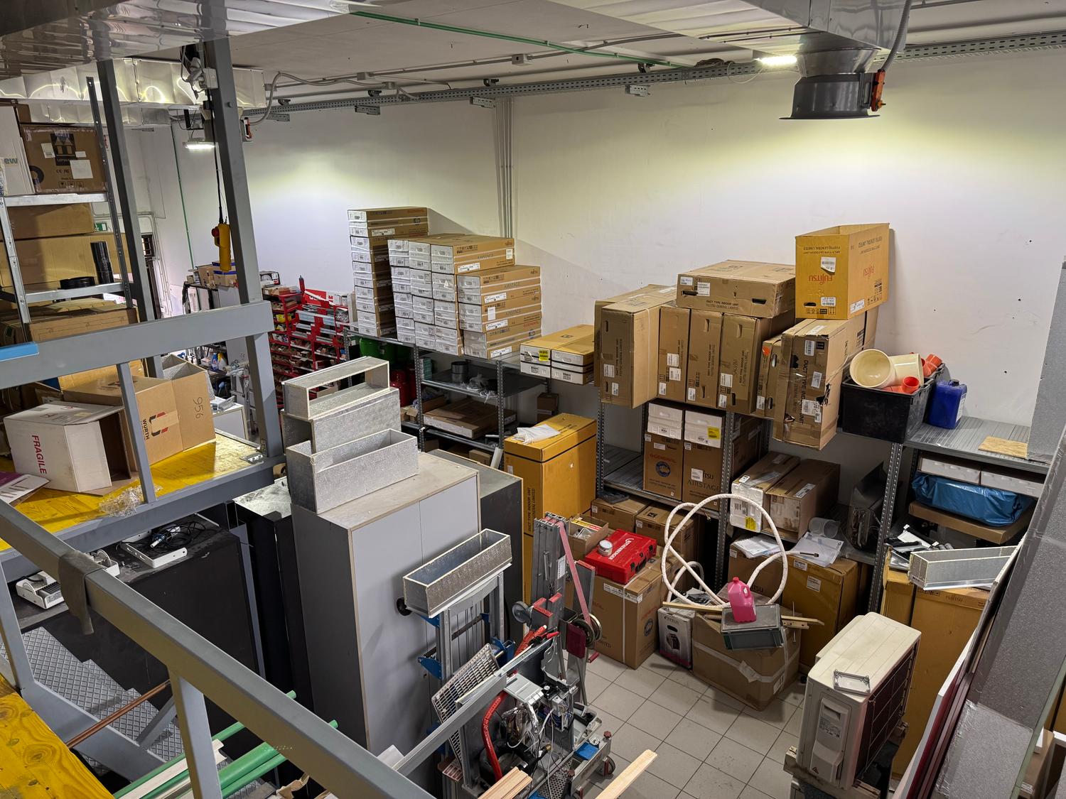 Azienda in vendita: Impresa artigianale di installazione impianti meccanici a Italia - Attività artigianali e professionali - Immagine principale