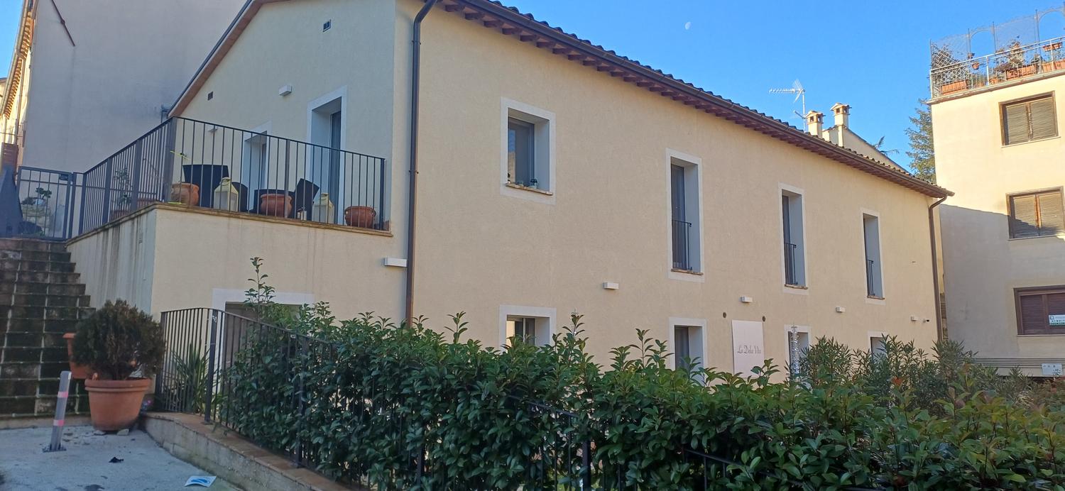 Azienda in vendita: Casa famiglia per anziani autosufficenti  a Italia - Studi Medici e Poliambulatori - Immagine foto 2