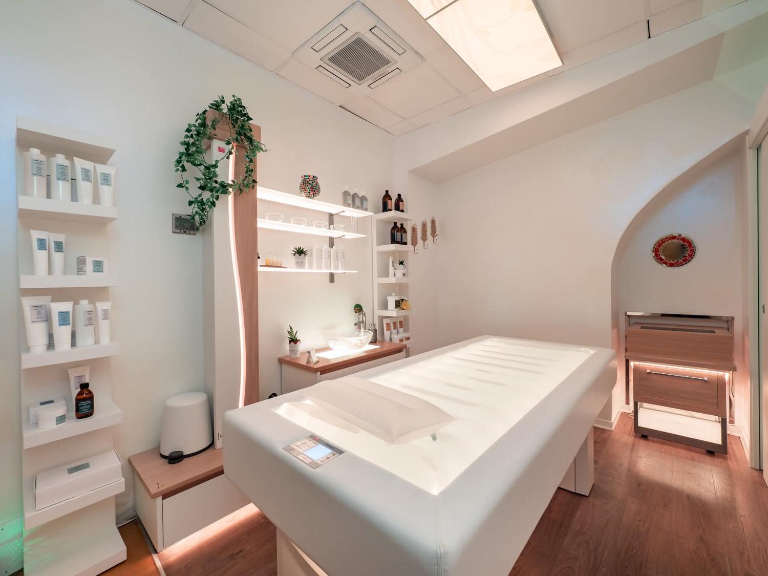 Azienda in vendita: Centro estetico, benessere & SPA a Italia - Centri Estetici - Immagine foto 4