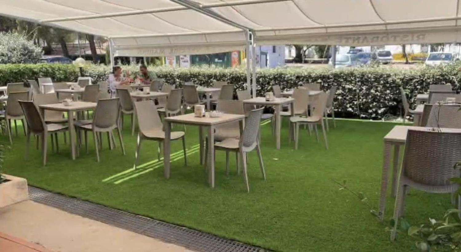 Azienda in vendita: Attività di bar e ristorazione nel cuore di Golfo Aranci a Italia - Ristoranti - Immagine foto 3