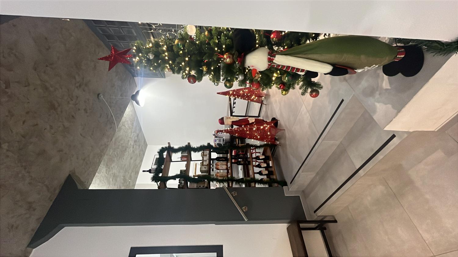 Azienda in vendita: Macelleria in centro a sesto calende, ristrutturato da poco. a Italia - Macellerie - Immagine foto 2