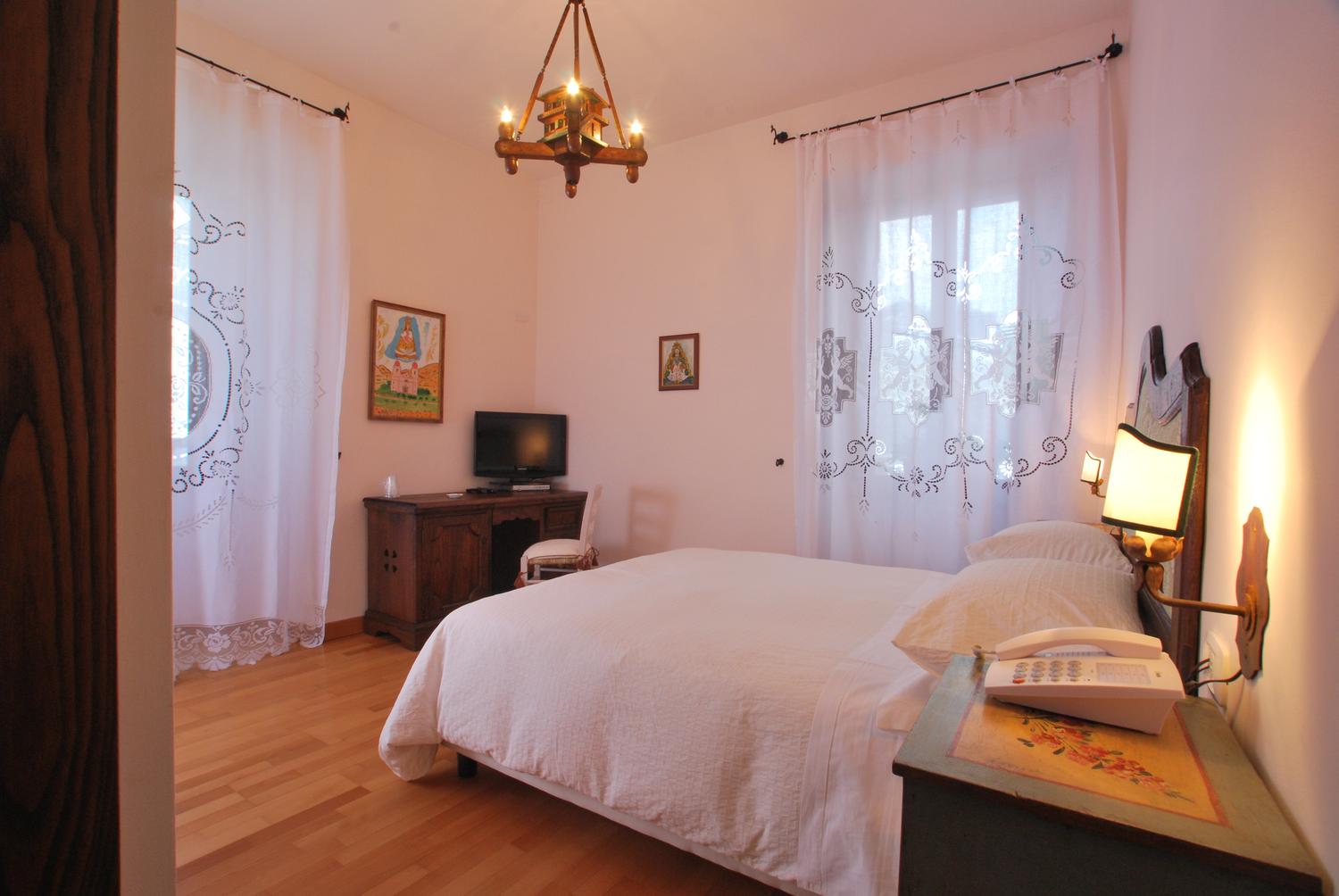 Azienda in vendita: Hotel 4 stelle in vendita nel centro storico di Pescocostanzo a Italia - Hotel - Immagine foto 4