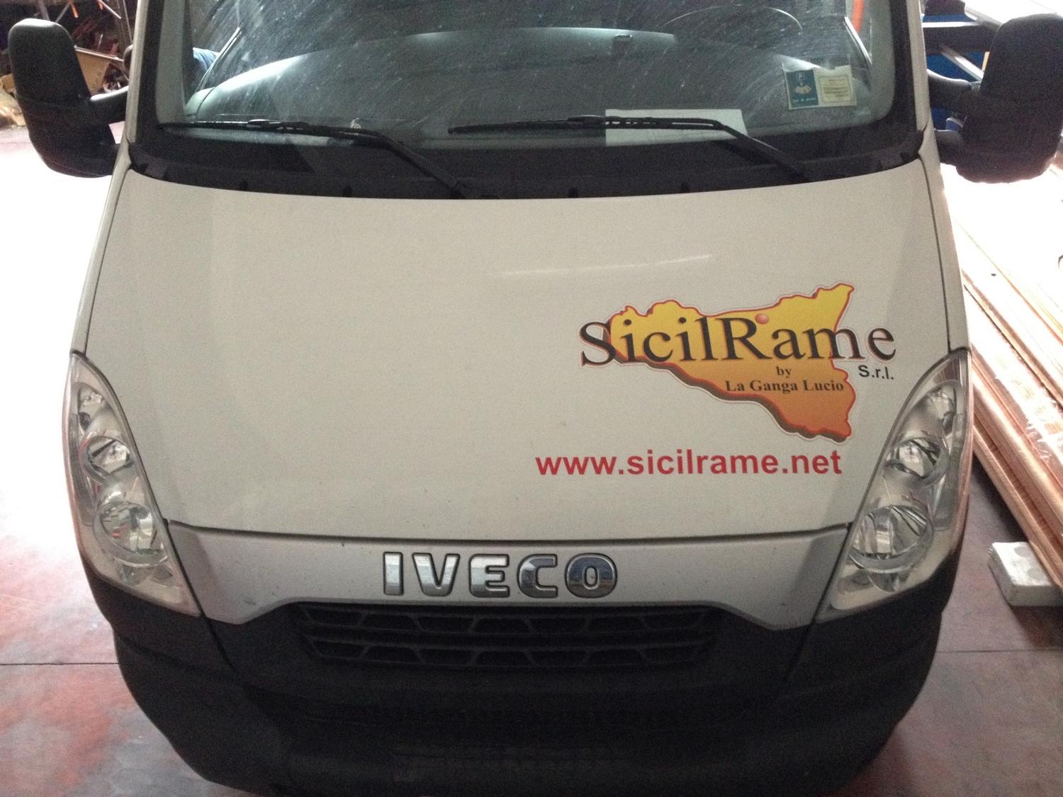 Azienda in vendita: Si vende azienda di lattoneria  a Italia - E-commerce - Immagine principale