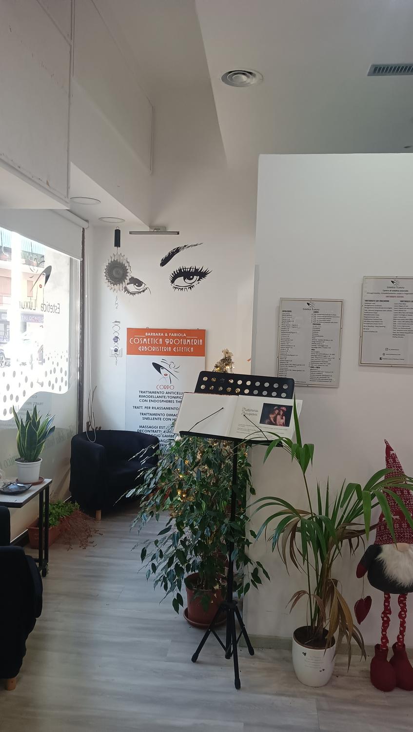 Azienda in vendita: Centro estetico a Roma Monteverde in zona commerciale  a Italia - Centri Estetici - Immagine foto 2