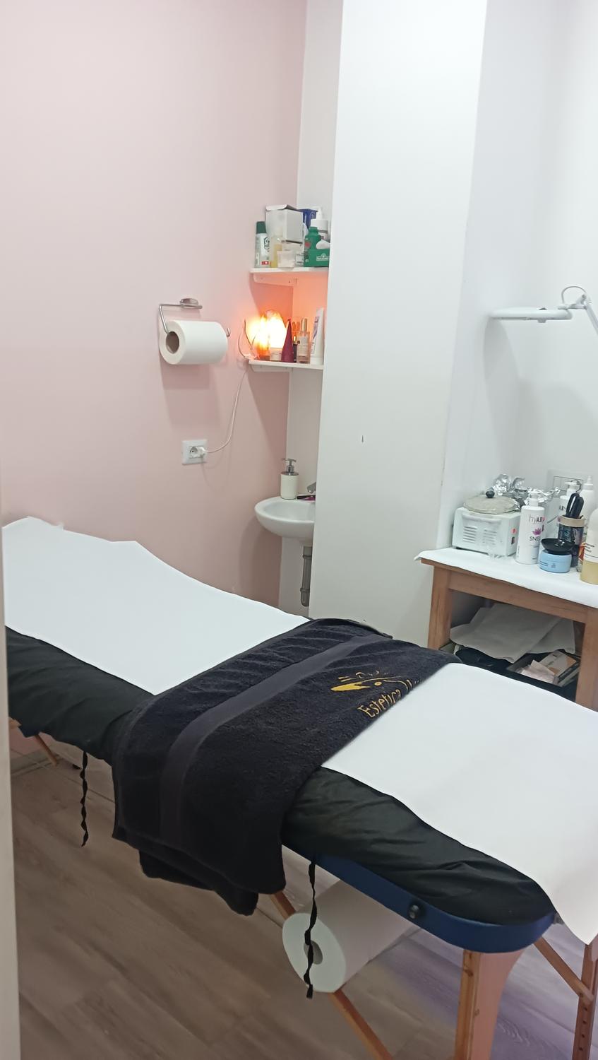 Azienda in vendita: Centro estetico a Roma Monteverde in zona commerciale  a Italia - Centri Estetici - Immagine foto 3