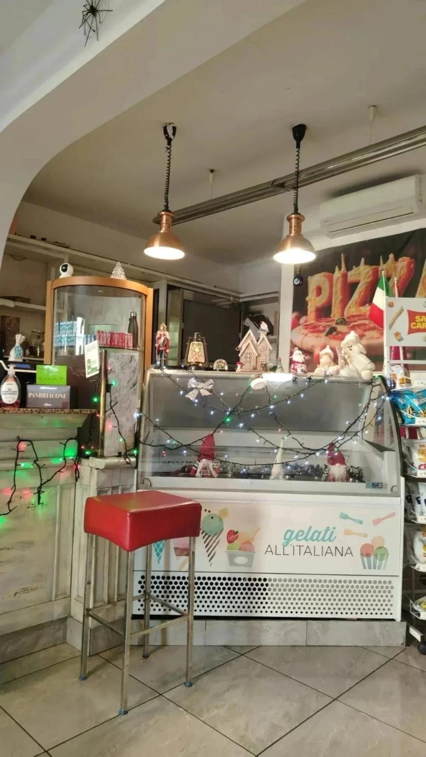 Azienda in vendita: Bar pizzeria e ristorante in pisa zona limitrofe  a Italia - Pizzerie - Immagine foto 2