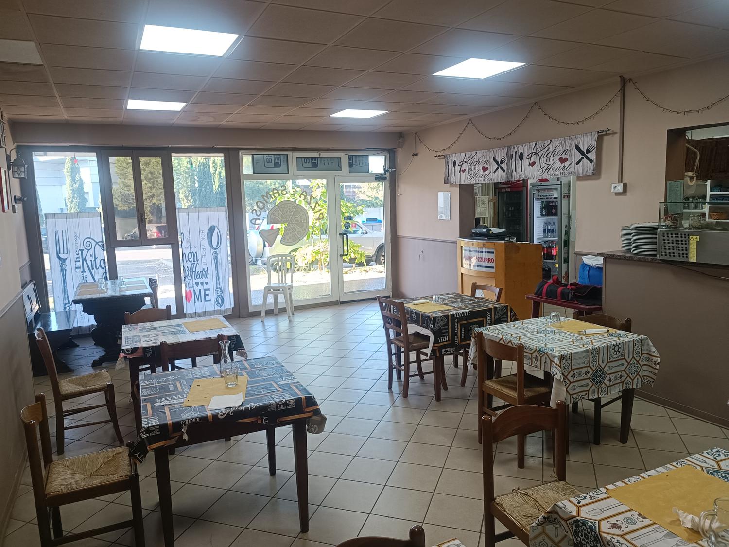 Azienda in vendita: Ristorante pizzeria forno a legna a Italia - Ristoranti - Immagine foto 4