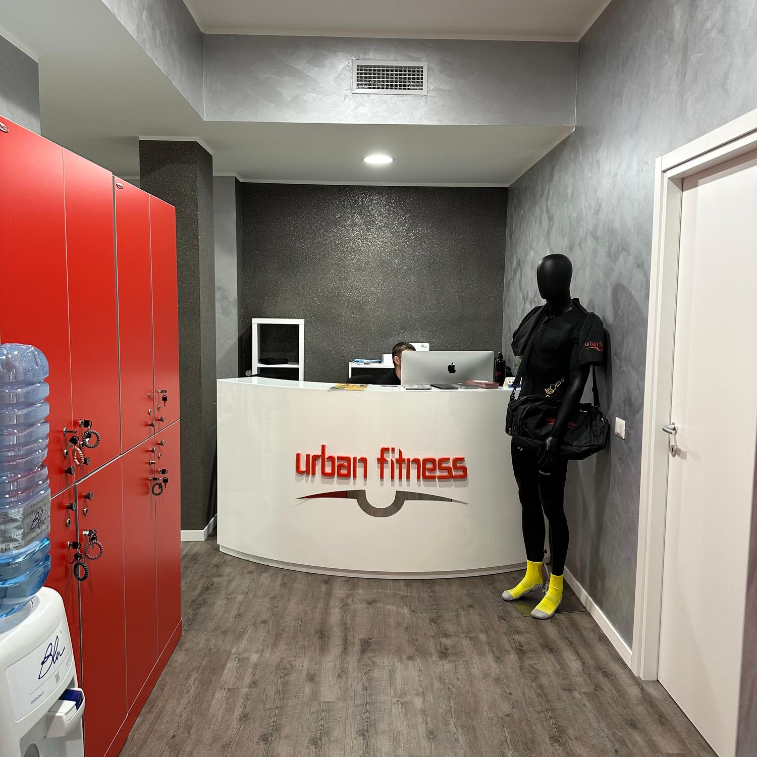 Azienda in vendita: Investi nel Benessere: Urban Fitness San Donato, Leader di Zona a Italia - Palestre - Immagine principale