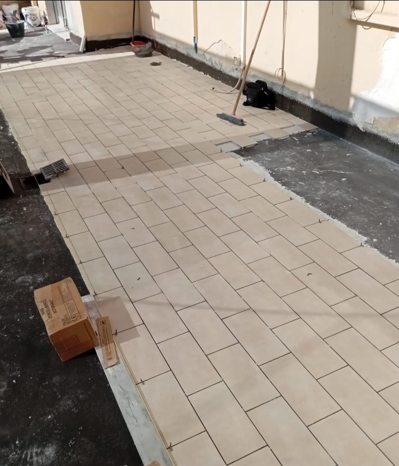 Azienda in vendita: Impresa di Progettazione e Ristrutturazione ed impianti tecnologi a Italia - Attività artigianali e professionali - Immagine principale