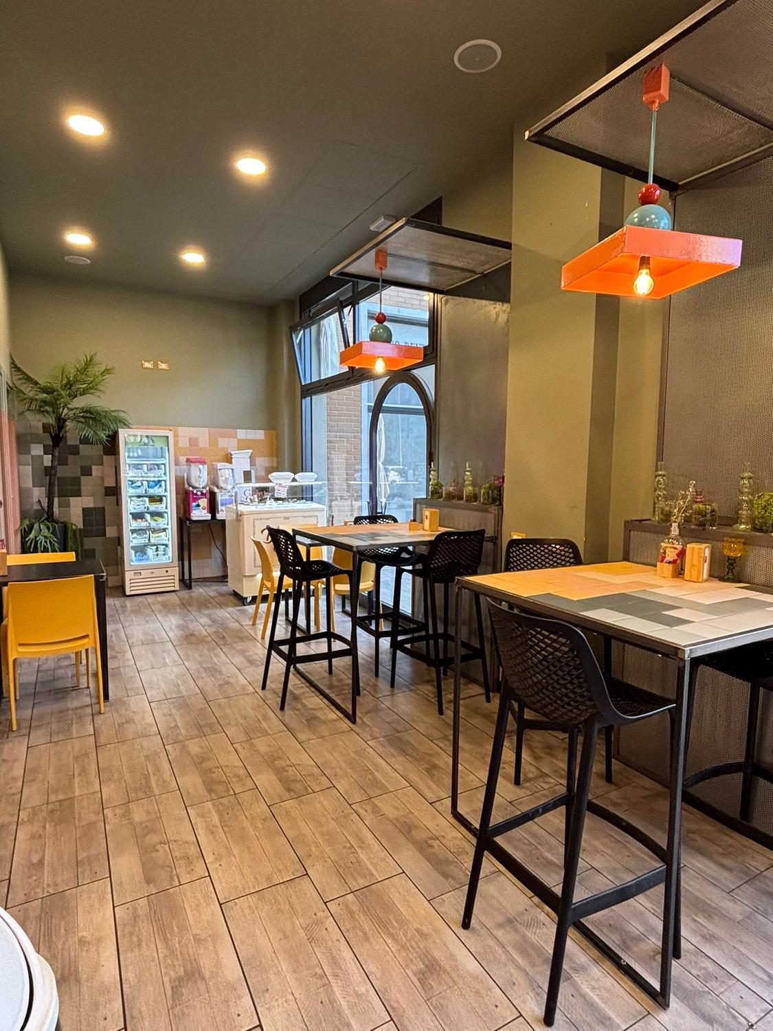 Azienda in vendita: Vendesi BAR - Casellina (Scandicci)
Locale nuovo pronto all'uso a Italia - Bar - Immagine foto 4