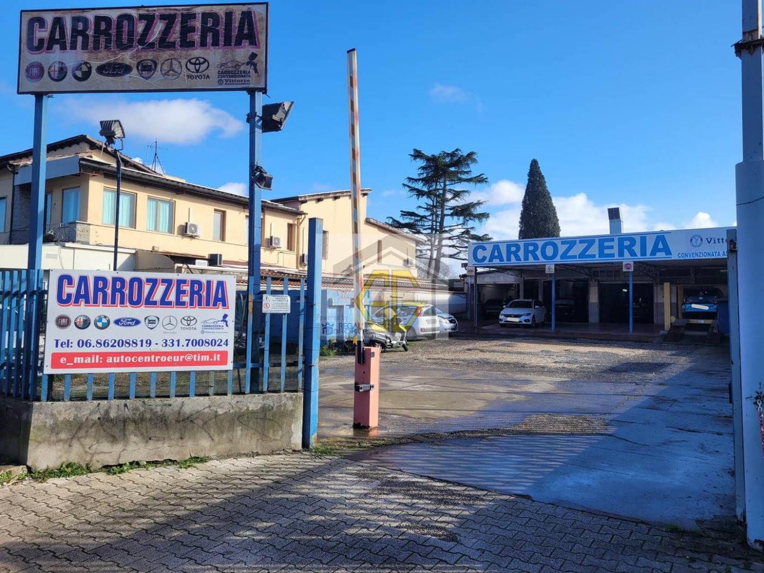 Azienda in vendita: Carrozzeria Pluridecennale con Portafoglio Clienti a Italia - Officine Meccaniche - Immagine foto 2