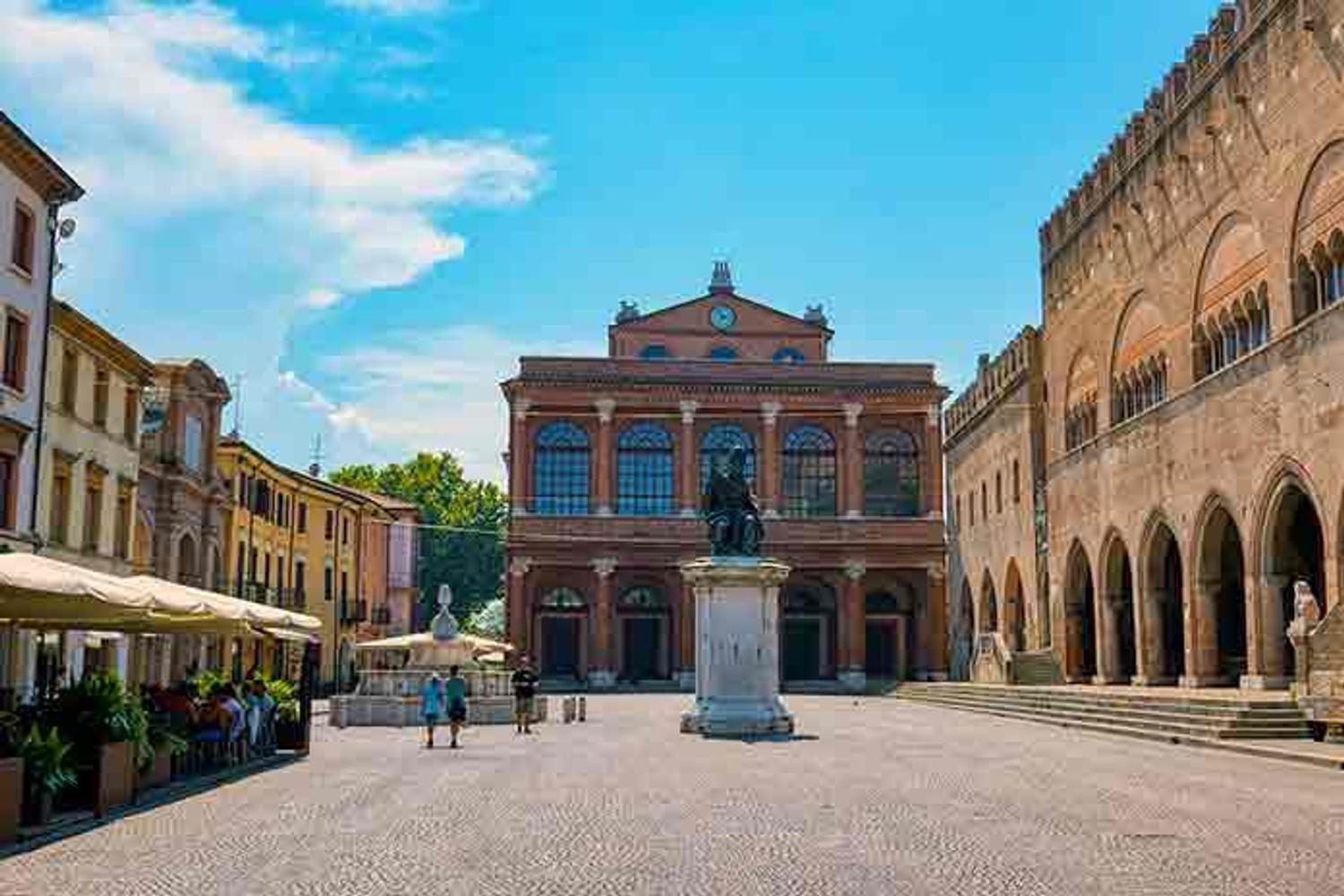 Azienda in vendita: Pet's Boutique Alimentazione e Accessori per Cani & Gatti a Italia - Prodotti e servizi per animali - Immagine foto 4