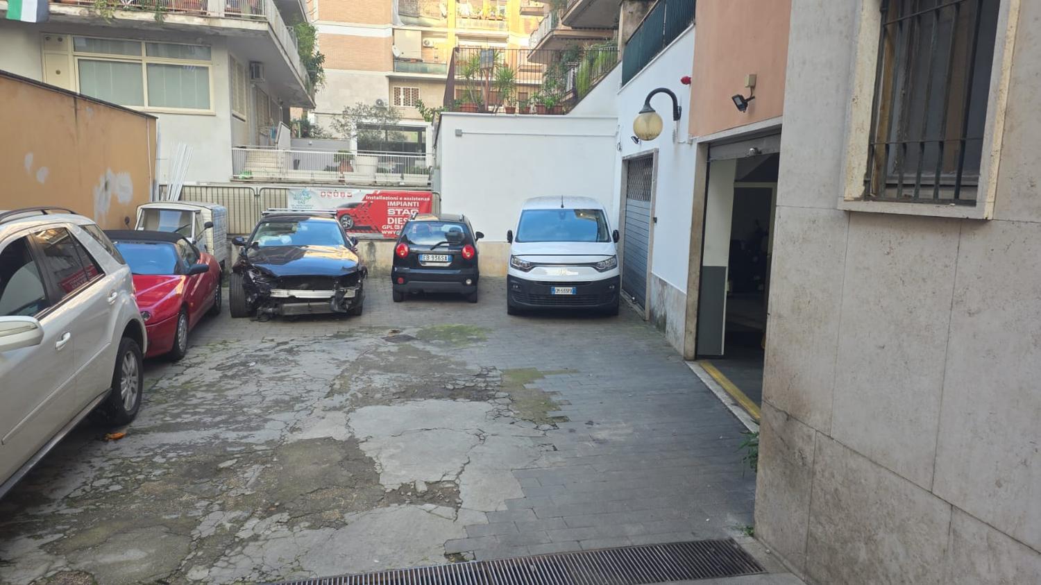 Azienda in vendita: Attività di officina meccanica  a Italia - Automotive - Immagine foto 4