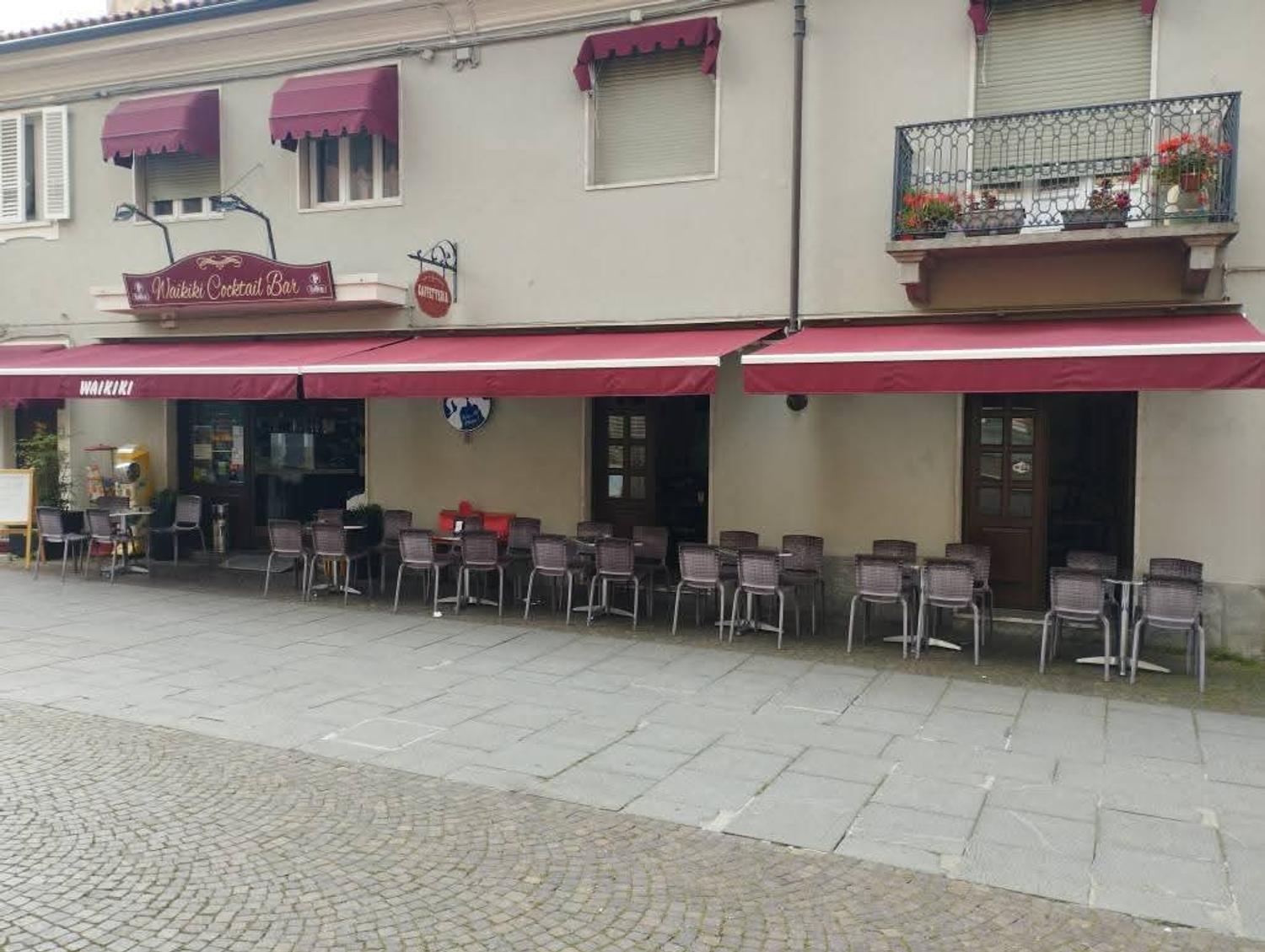 Azienda in vendita: Attività Bar tavola calda in pieno centro storico a Italia - Bar - Immagine foto 2