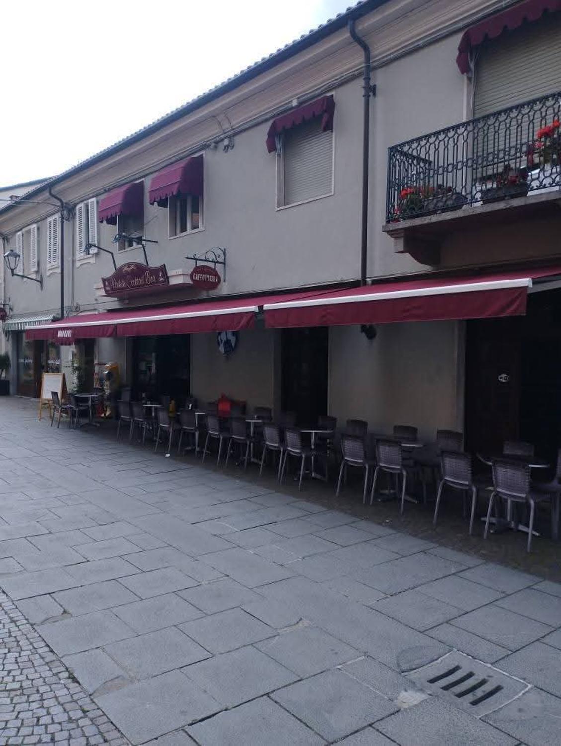 Azienda in vendita: Attività Bar tavola calda in pieno centro storico a Italia - Bar - Immagine foto 3