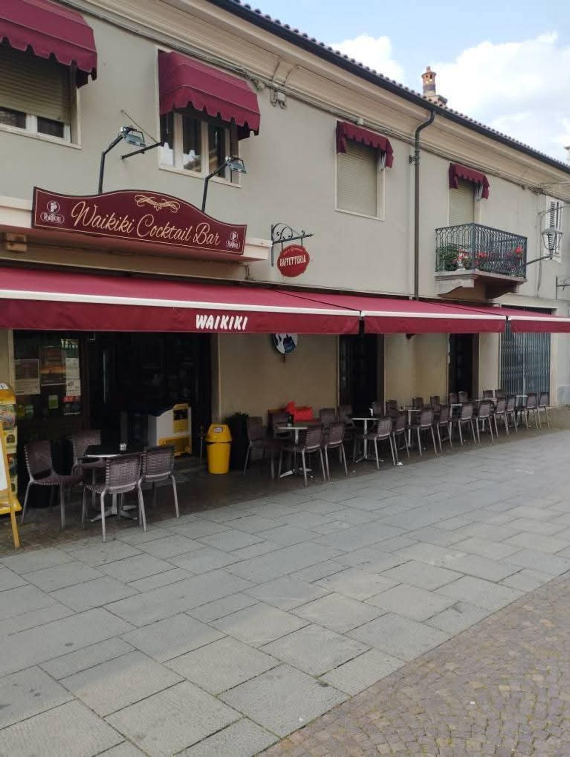 Azienda in vendita: Attività Bar tavola calda in pieno centro storico a Italia - Bar - Immagine foto 4