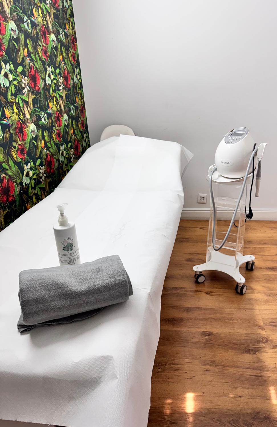 Azienda in vendita: Vendesi attività di Centro estetico a Italia - Centri Estetici - Immagine foto 2