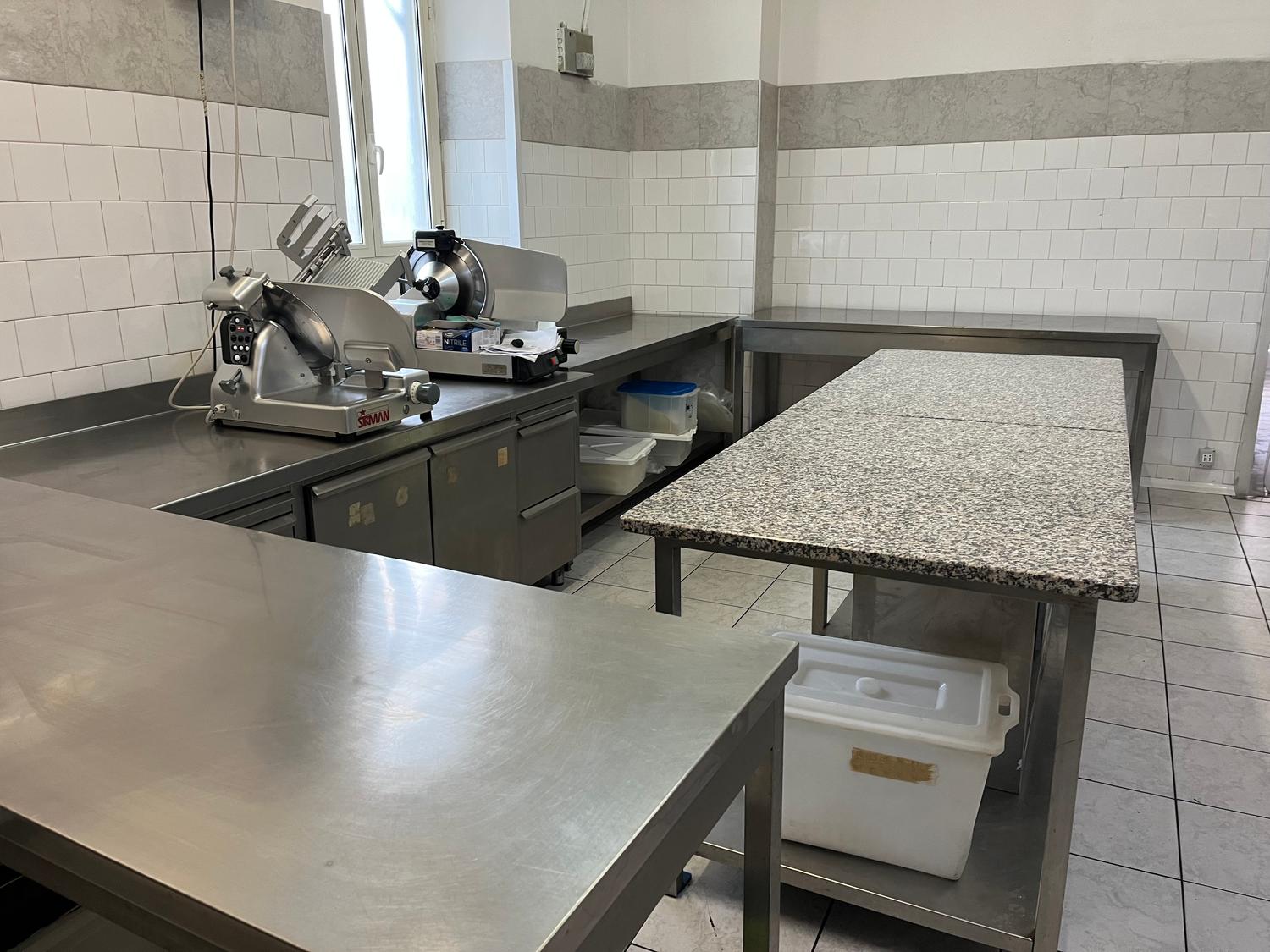 Azienda in vendita: Gastronomia con produzione ATM e catering, Clienti attivi, Lazio  a Italia - Attività artigianali e professionali - Immagine principale