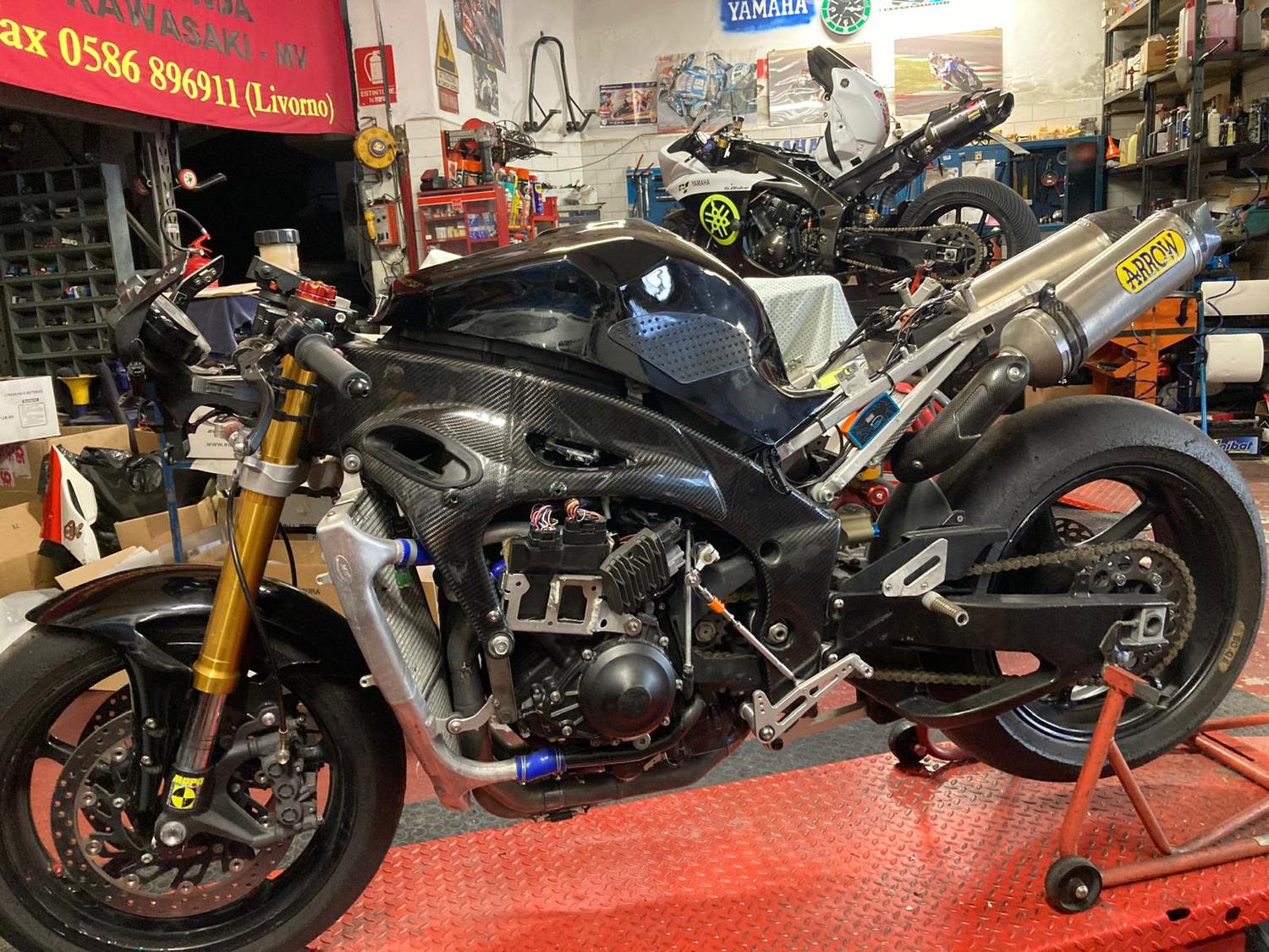 Azienda in vendita: VENDESI OFFICINA PREPARAZIONI E RIPARAZIONI MOTO,SCOOTER. a Italia - Officine Meccaniche - Immagine foto 2